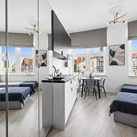 Hello Avenue Apartment